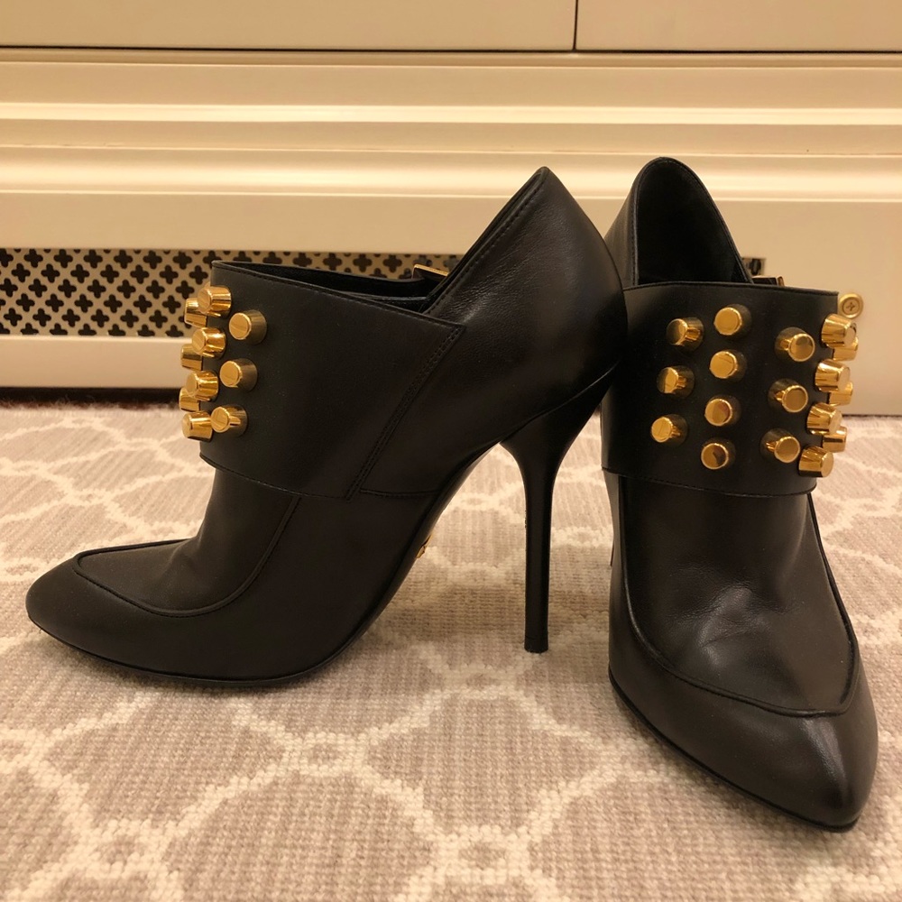 GUCCI Alexandra Nappa Charlotte Lifford Booties